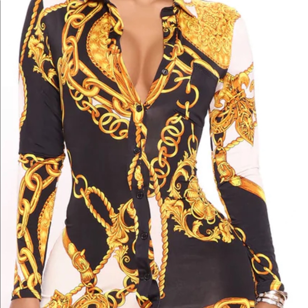 brand new dress with buttons. can be worn as a shirt